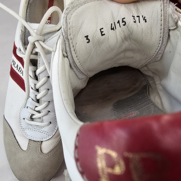 Vintage Prada 3E4115 White Red Low Top‎ Sneakers Size 37.5  Italy Made - Picture 7 of 12